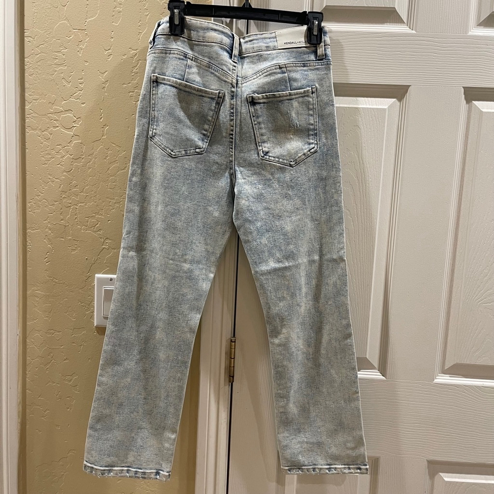 Kendall + Kylie women’s Jeans Size 9/29 Blue Distressed High Rise new with tags - Picture 4 of 9